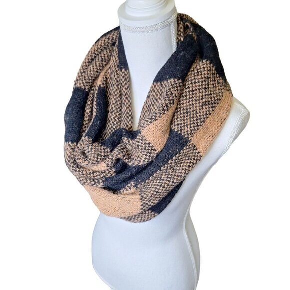 Ardene Scarf Inifinity Plaid Fall Warm Wrap Black Tan - Picture 7 of 7